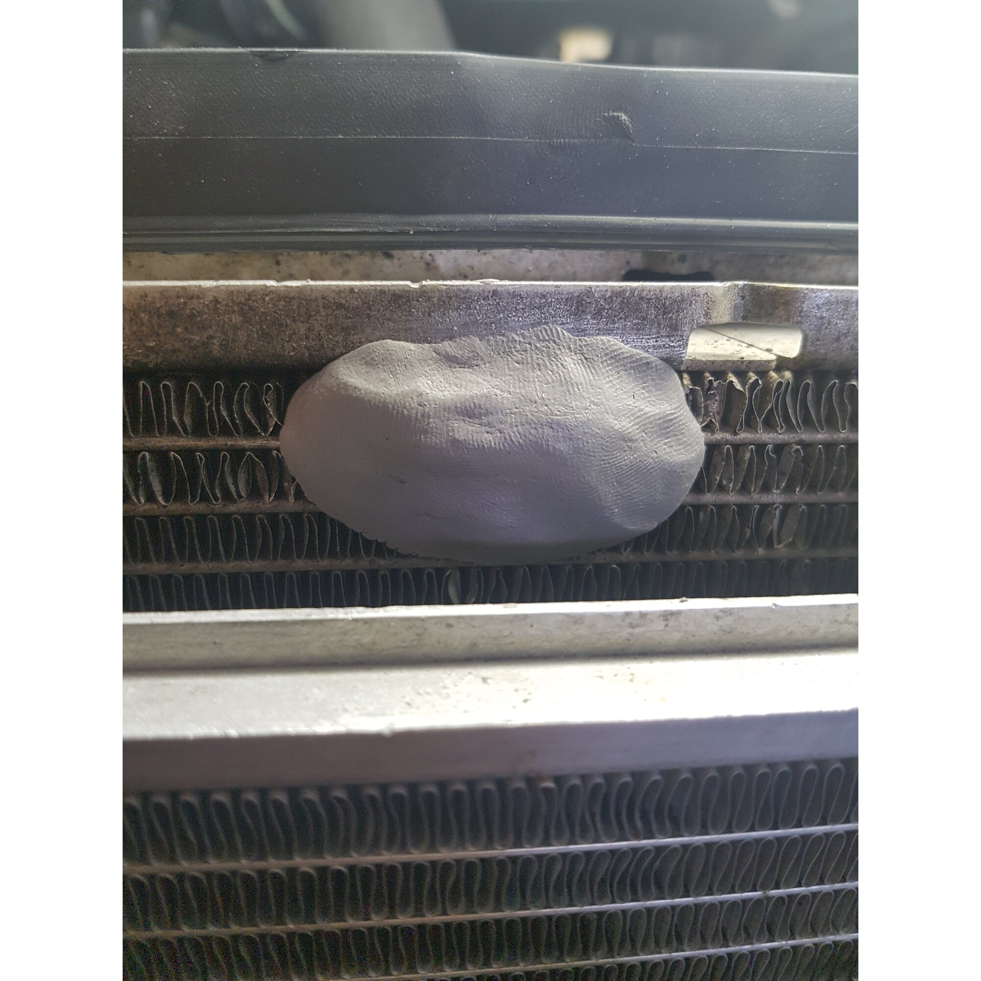 Ber-Fix® Knetmetall 6 × 56 g – 2K Epoxidkitt für Metallreparaturen, bis zu 300 °C