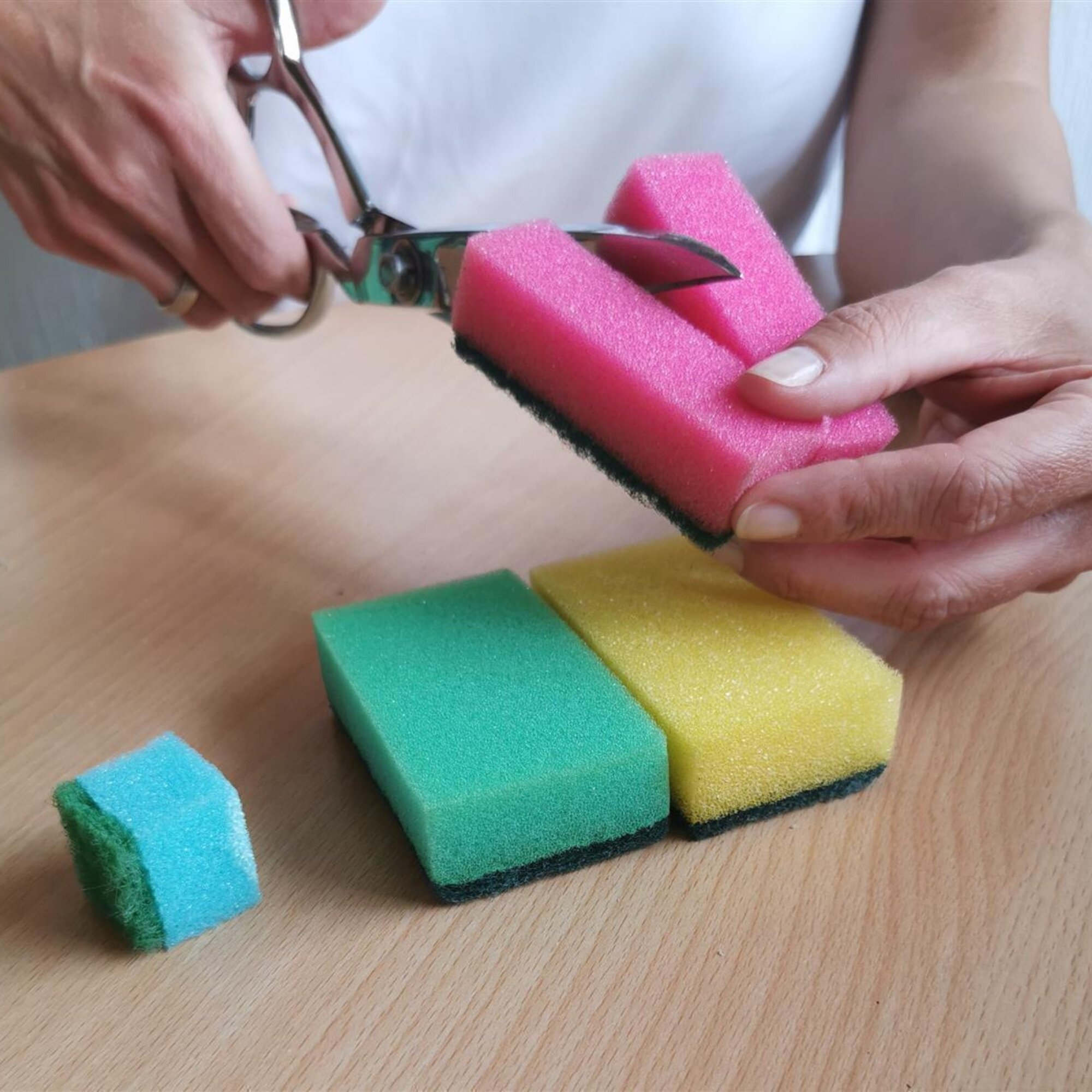 Ber-Fix® 10 Mini Schwämmchen für den Textilkleber